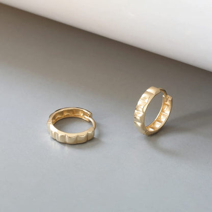 Solid 10K Gold Earrings for Women, Minimalist Hoop Earrings, Elegant Luxury Small Hoop Earrings