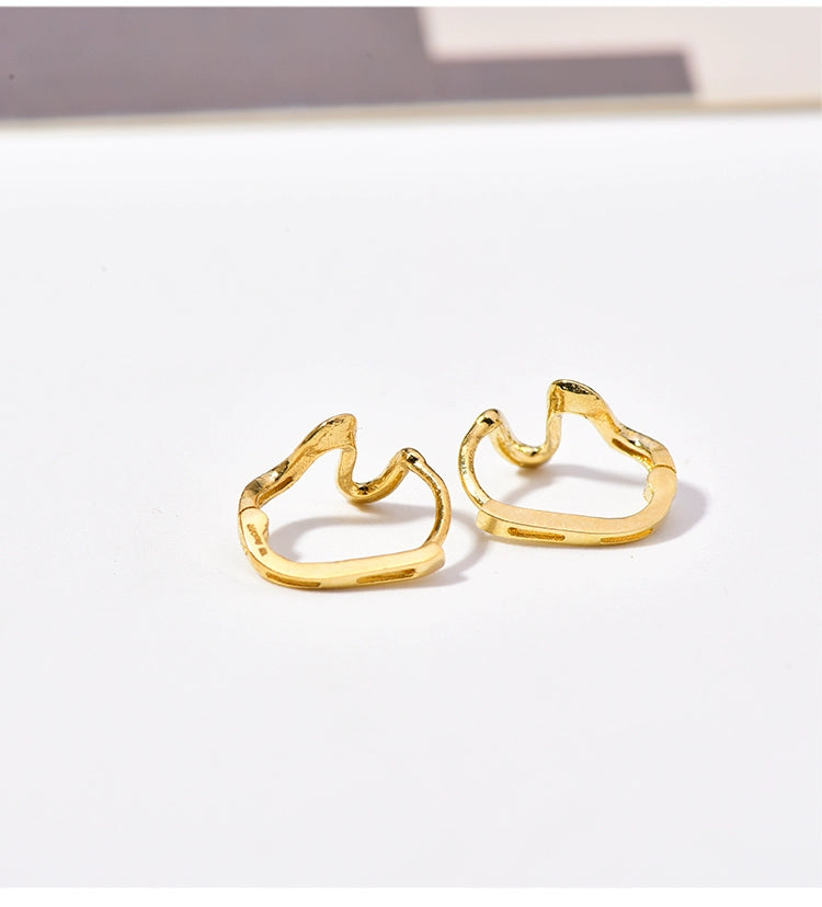 10K Gold Wave Hoop Earrings for Women - Simple Polished Heartbeat Design